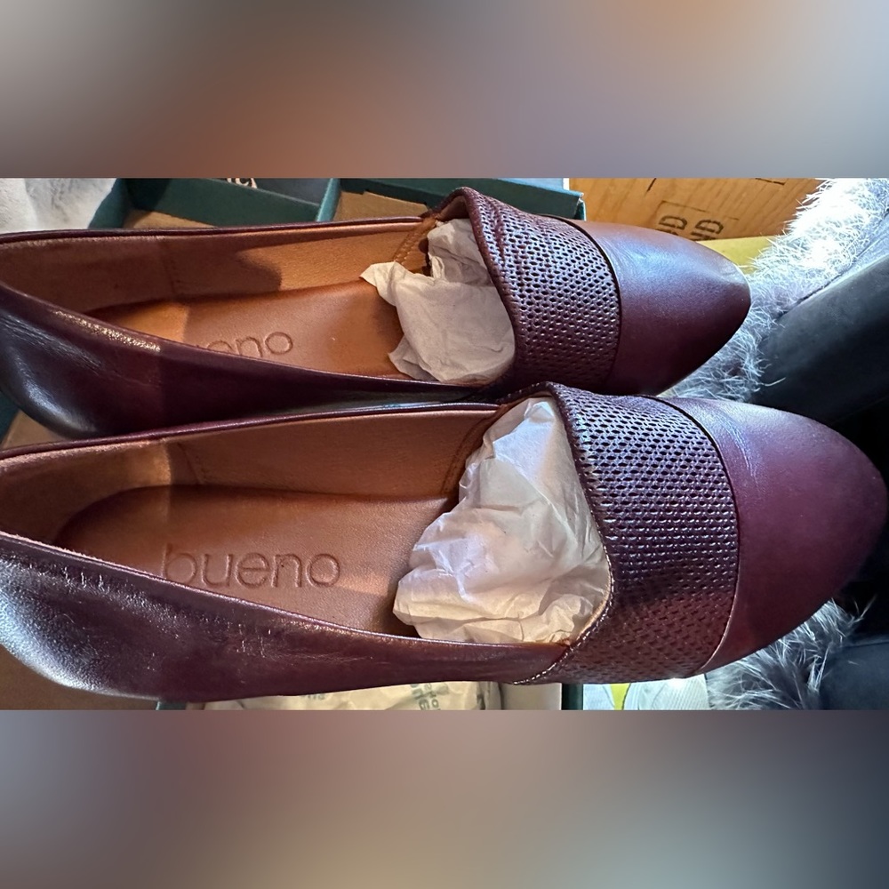 Bueno Hand Made Katy Leather Flats, Merlo - Picture 1 of 4